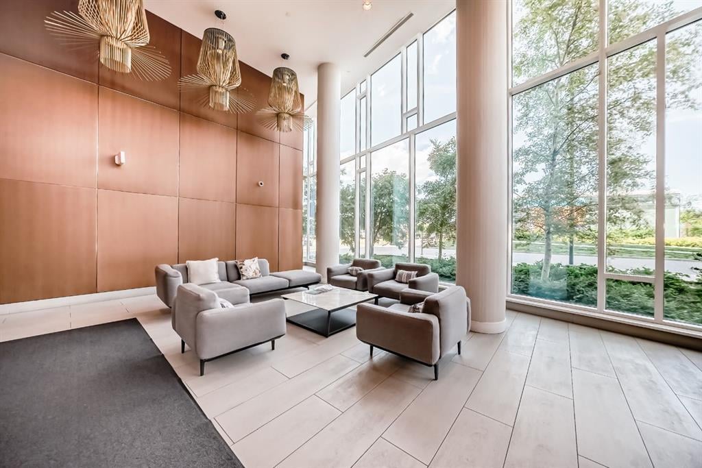 519 Riverfront - Thumbnail 5