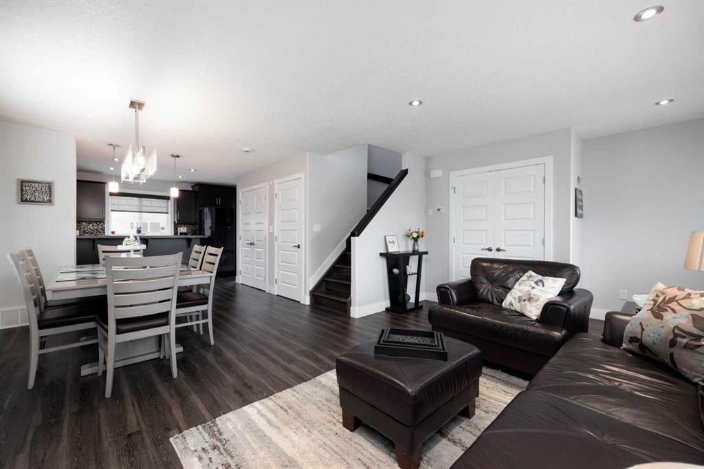 403 Prospect - Thumbnail 4