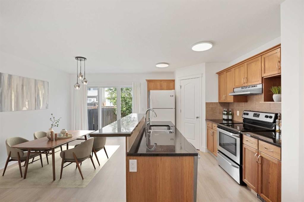 227 Cranston - Thumbnail 6