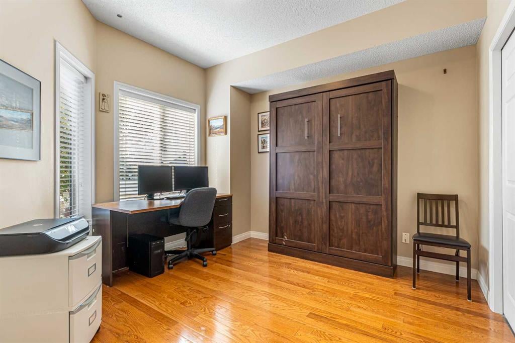 10888 Panorama Hills - Thumbnail 8