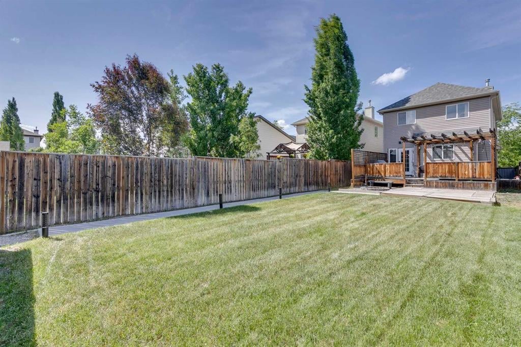 1039 Everridge - Thumbnail 2