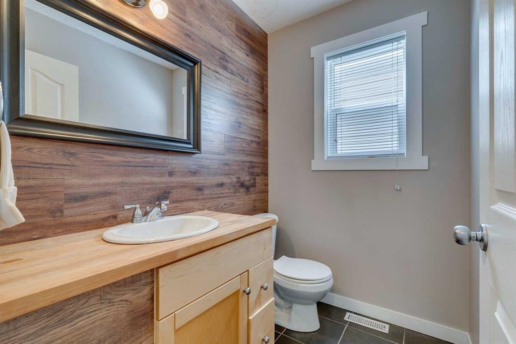 1039 Everridge - Thumbnail 5