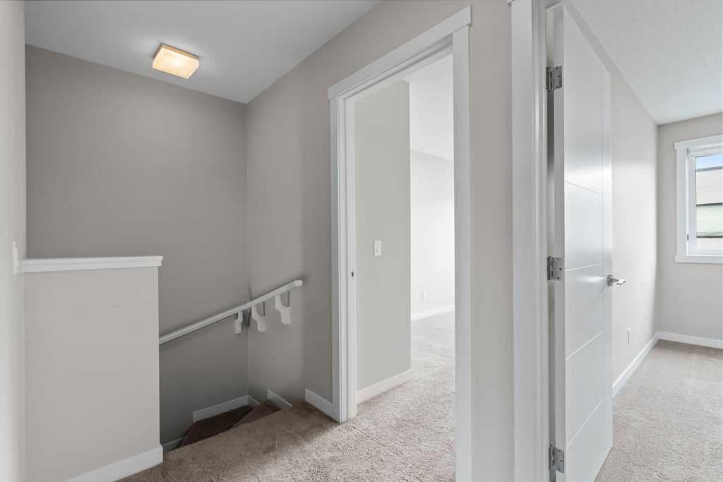218 Sherwood - Thumbnail 5