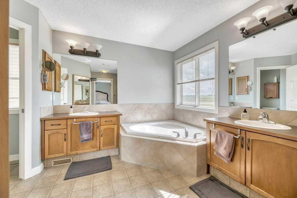 53 Bridlecrest - Thumbnail 5