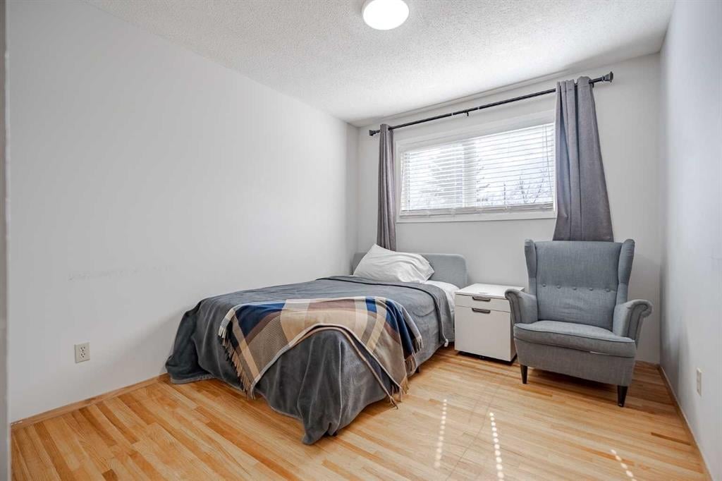 8408 Addison - Thumbnail 5