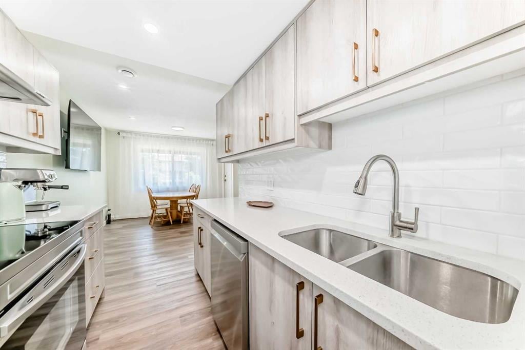 200 Brookpark - Thumbnail 4