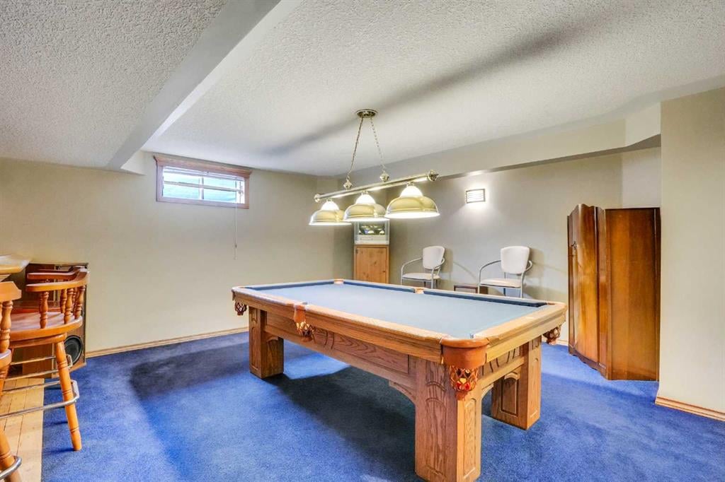 956 Parkvalley - Thumbnail 4