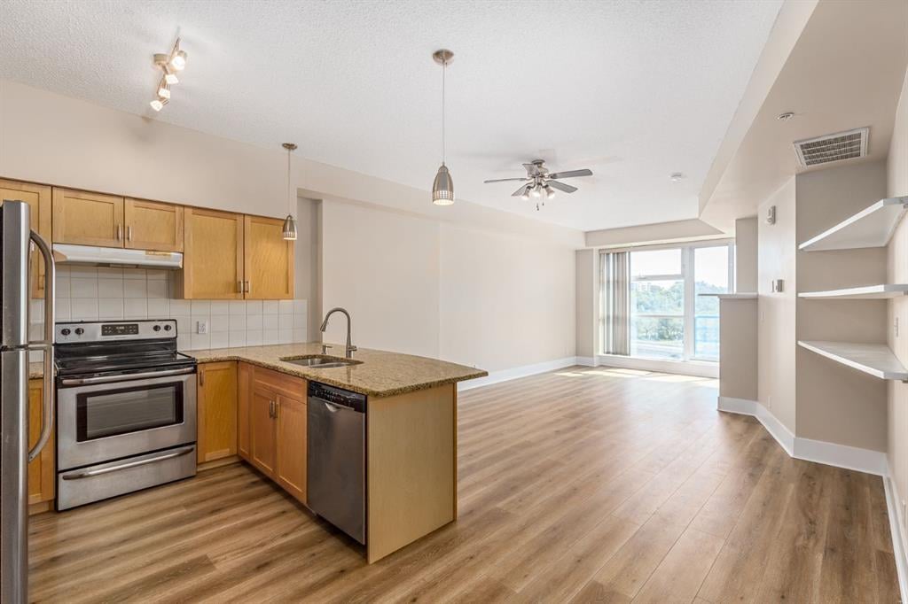205 Riverfront - Thumbnail 6
