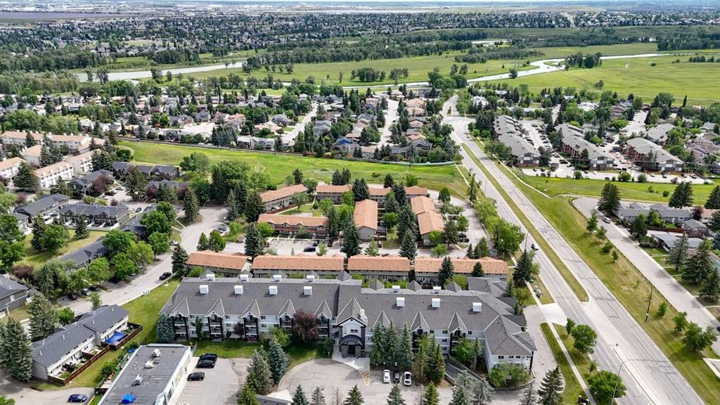 2022 Canyon Meadows - Thumbnail 5