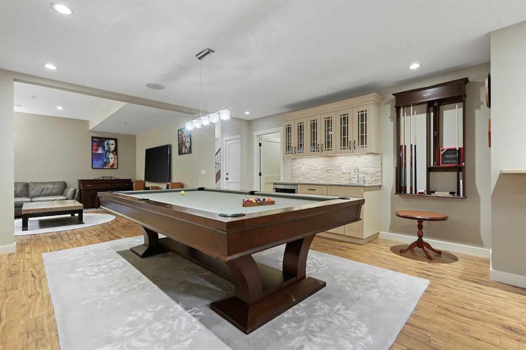 215 Patton - Thumbnail 7