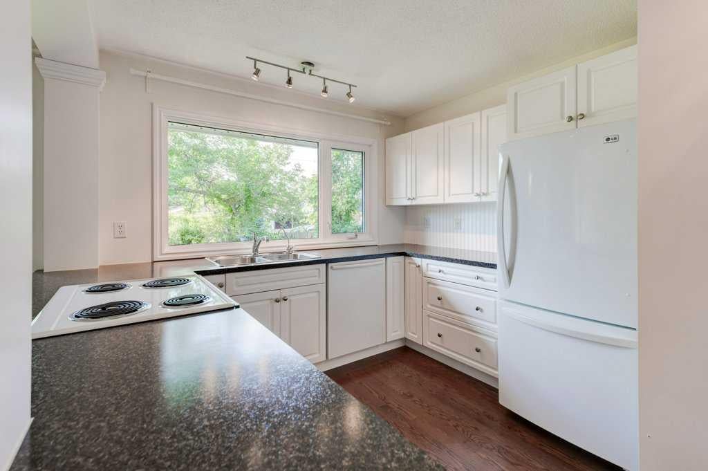452 Parkridge - Thumbnail 7