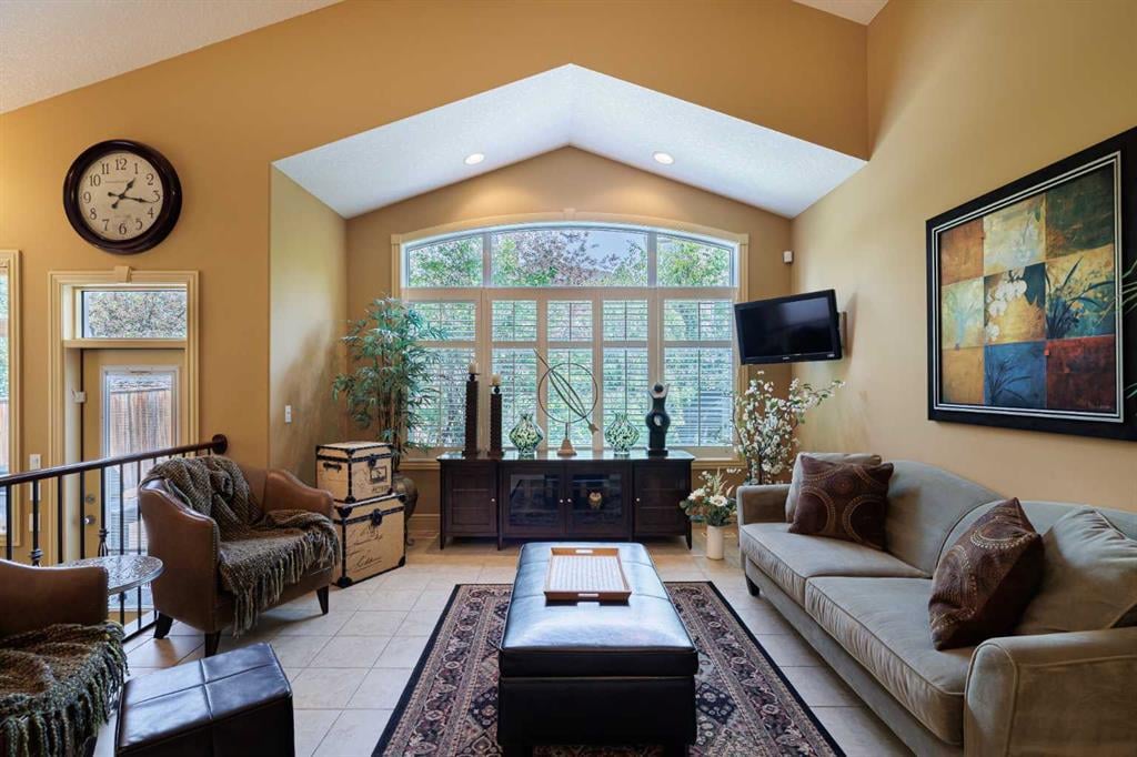 38 Tuscany Glen - Thumbnail 8