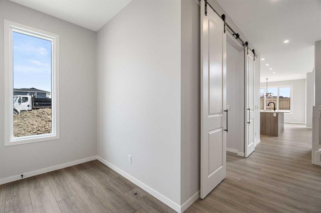 262 West Grove - Thumbnail 6