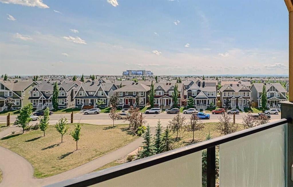 300 Auburn Meadows - Thumbnail 8