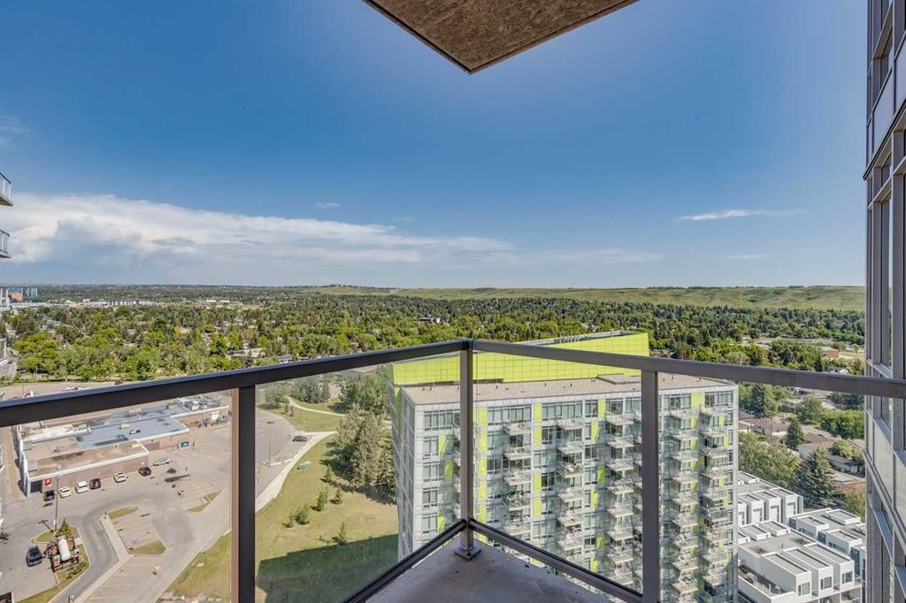 3820 Brentwood - Thumbnail 2