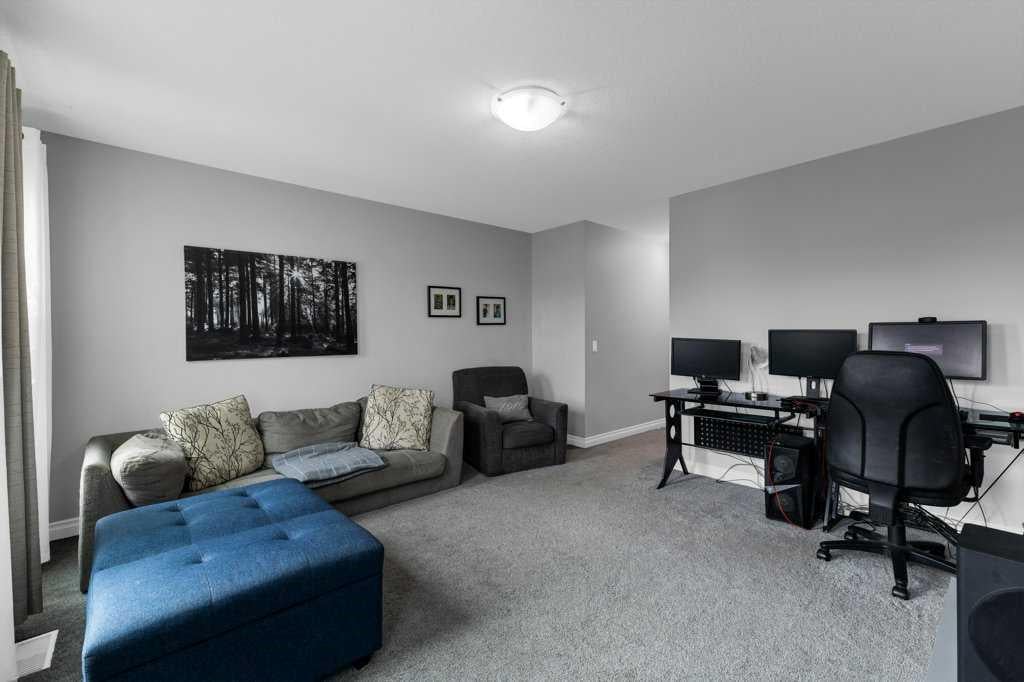 209 Evanspark - Thumbnail 5