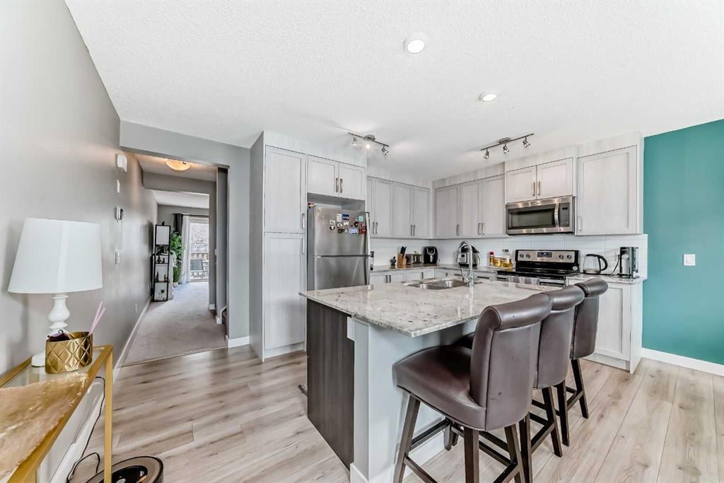 528 Sage Hill - Thumbnail 7