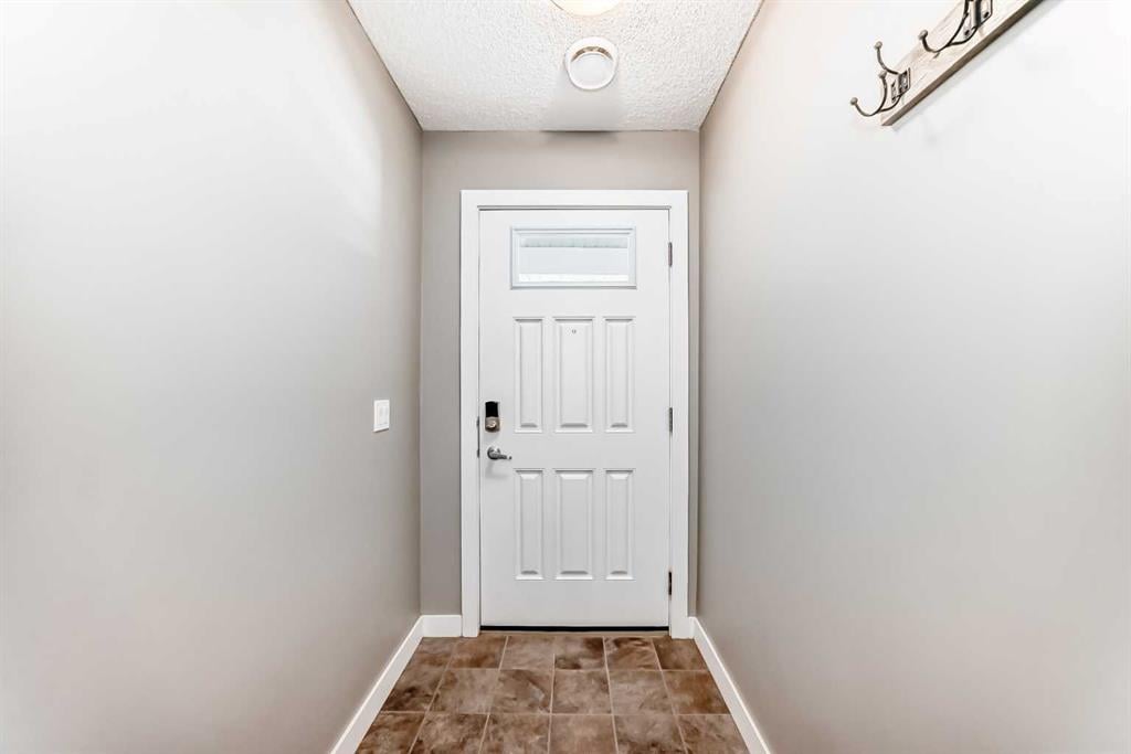 528 Sage Hill - Thumbnail 6