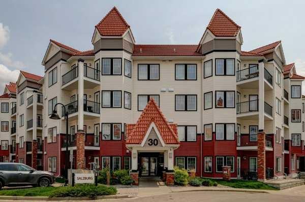 30 Royal Oak - Thumbnail 1