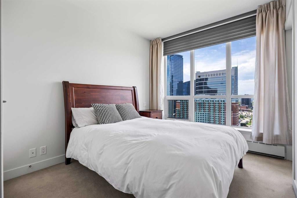 222 Riverfront - Thumbnail 5