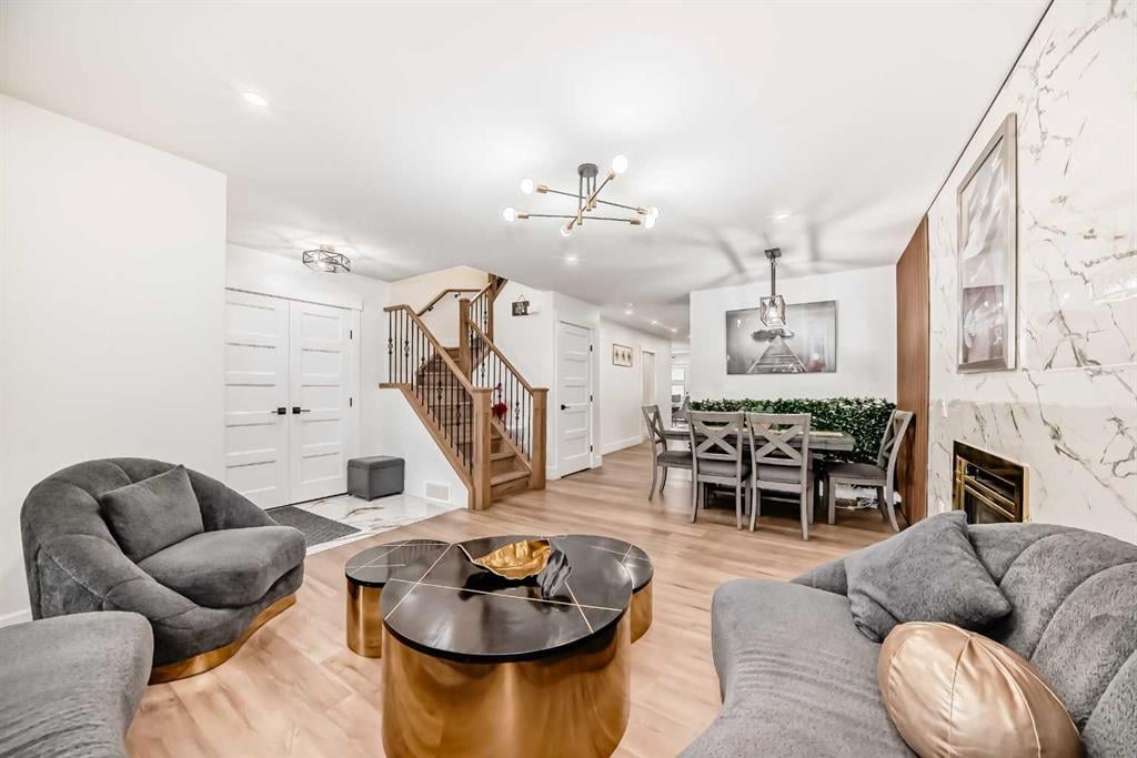 390 Martindale - Thumbnail 6