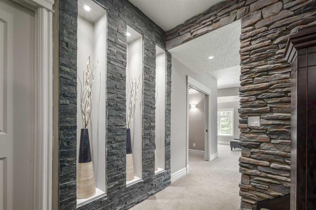 55 Aspen Ridge - Thumbnail 2