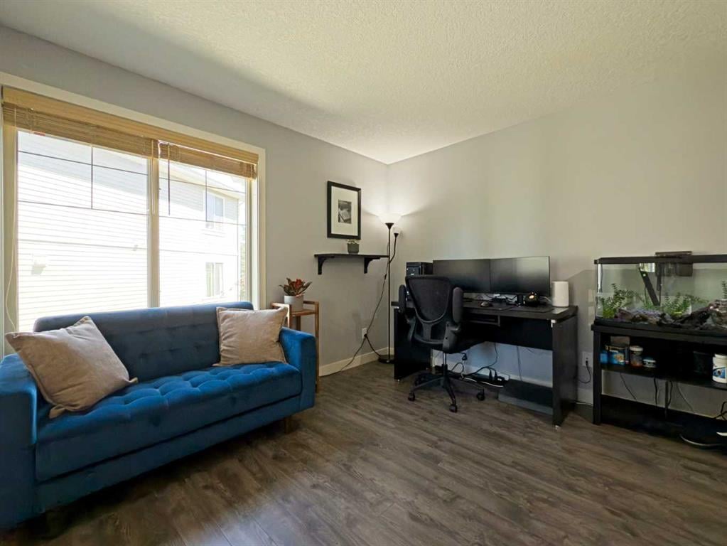 250 Sage Valley - Thumbnail 8