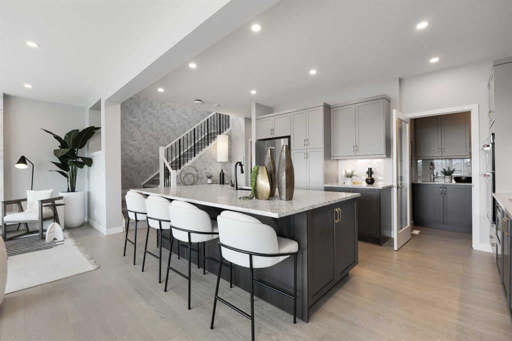 125 Corner Glen - Thumbnail 2