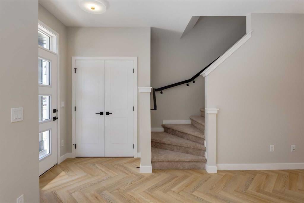 7173 Rangeview - Thumbnail 5
