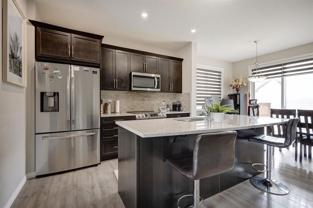 324 Carrington - Thumbnail 5