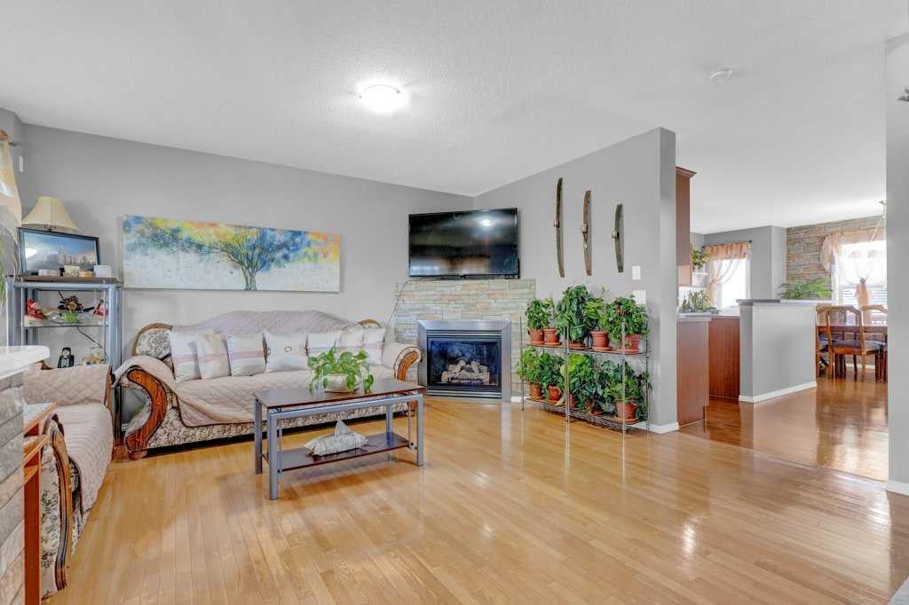 241 Covemeadow - Thumbnail 4