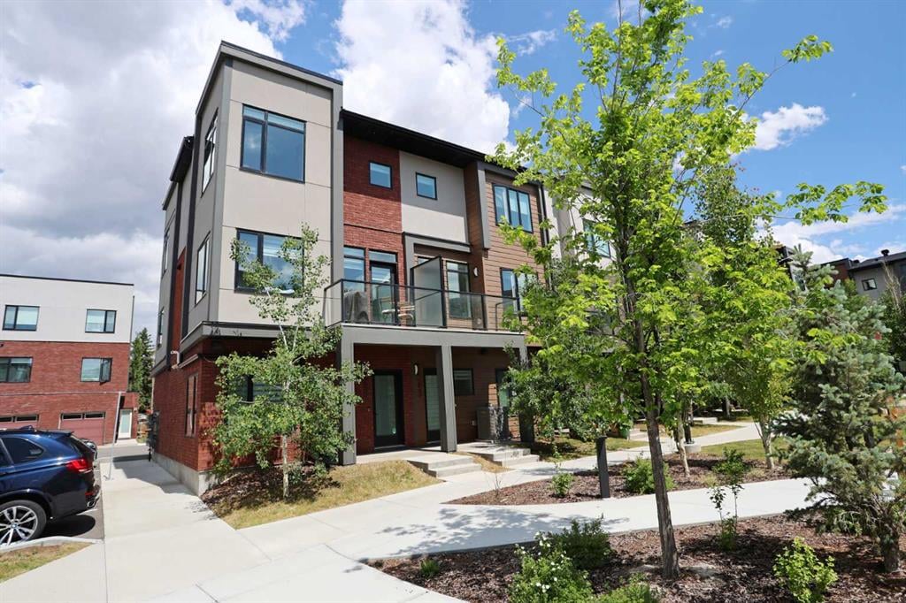 255 Greenbriar - Thumbnail 1