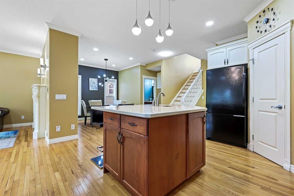 8025 Cougar Ridge - Thumbnail 6