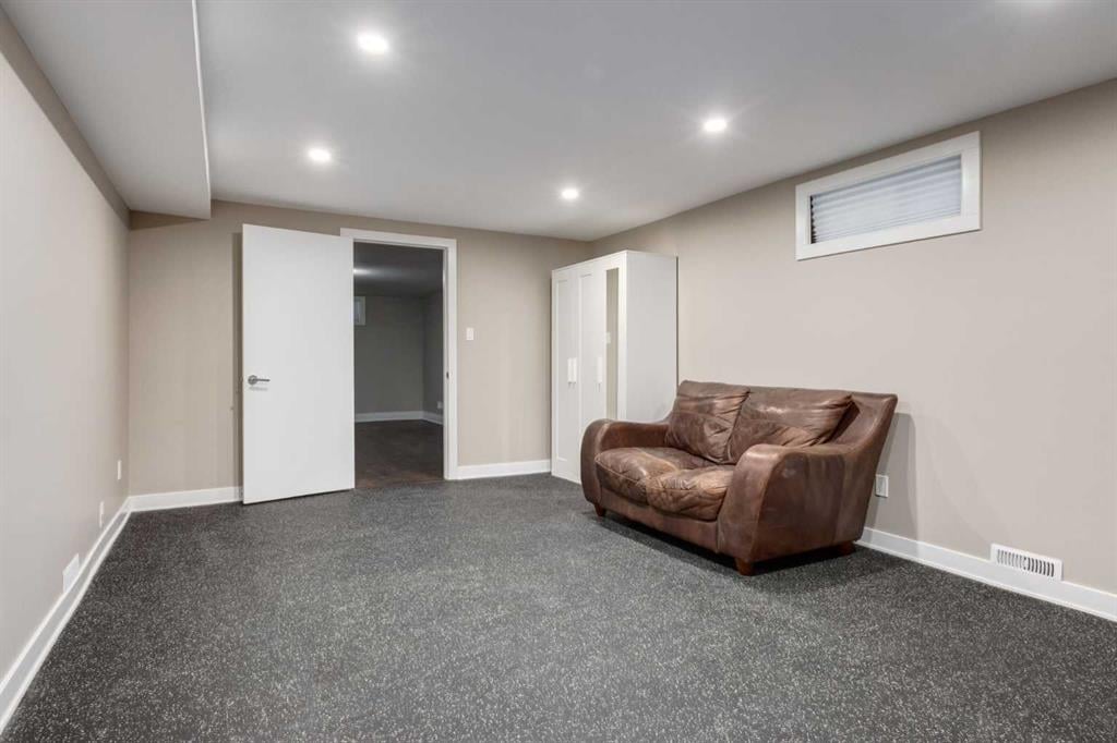 534 Cantrell - Thumbnail 6