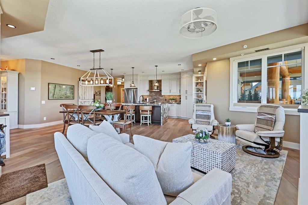 2330 Fish Creek - Thumbnail 4
