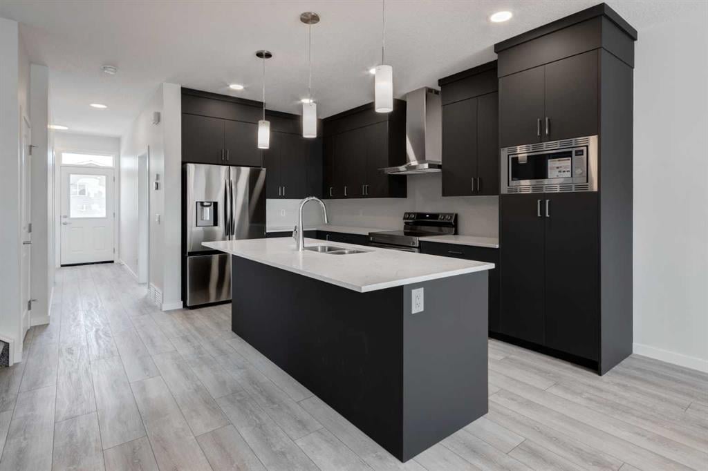 905 Livingston - Thumbnail 2