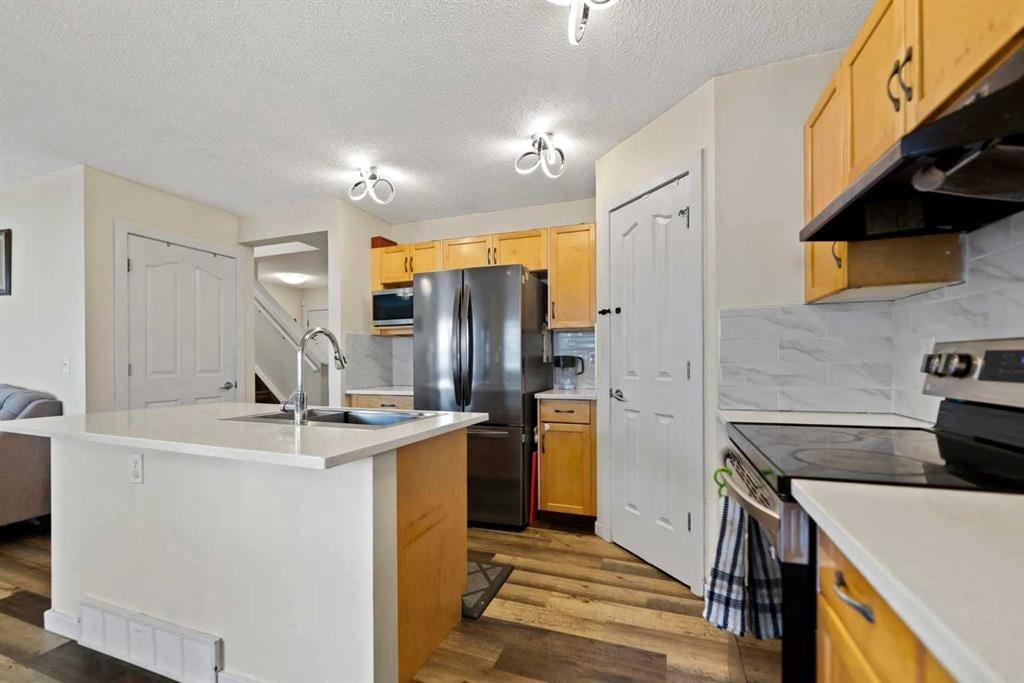 213 Saddlecrest - Thumbnail 7