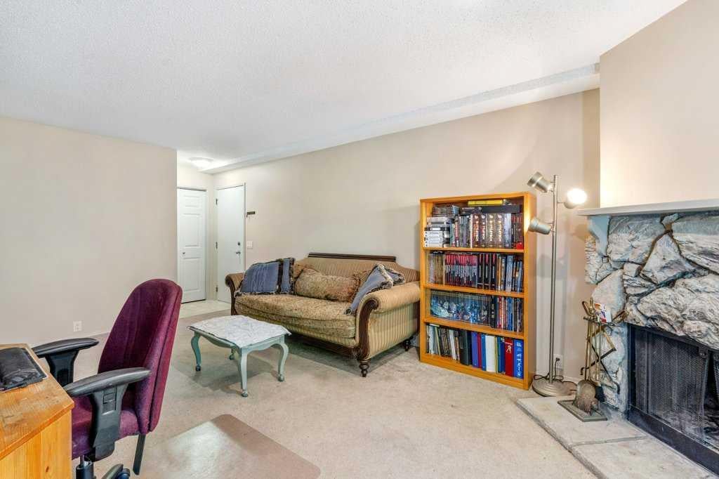 10120 Brookpark - Thumbnail 5