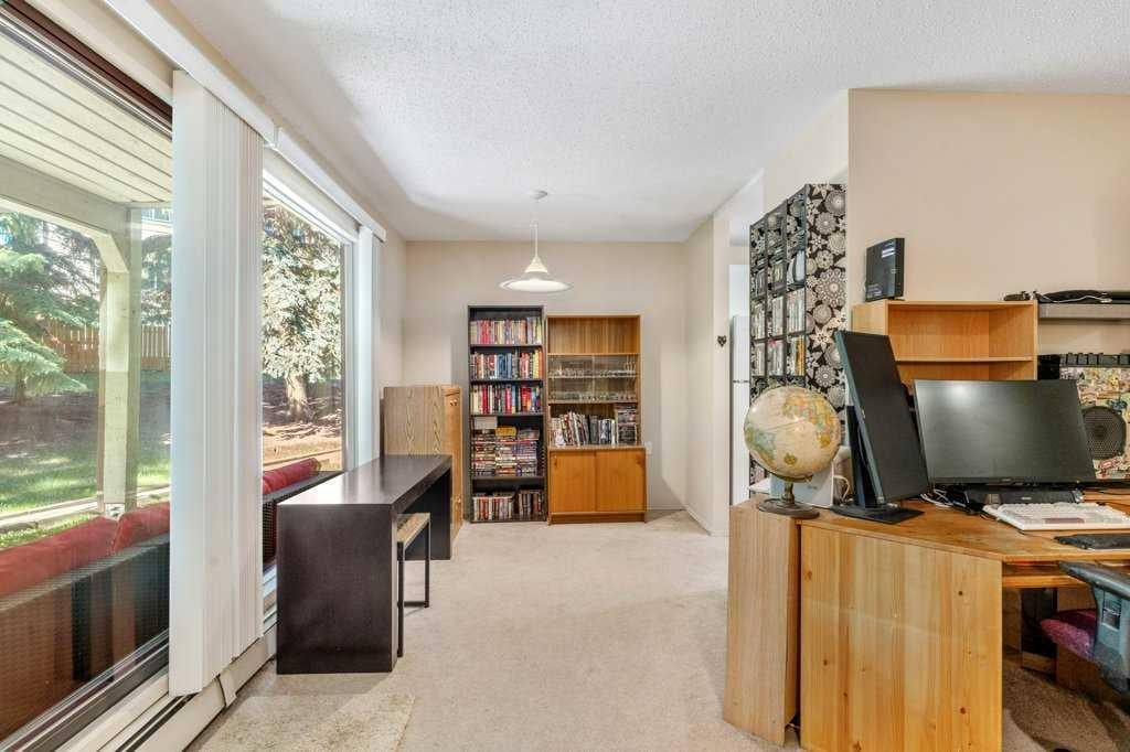 10120 Brookpark - Thumbnail 4