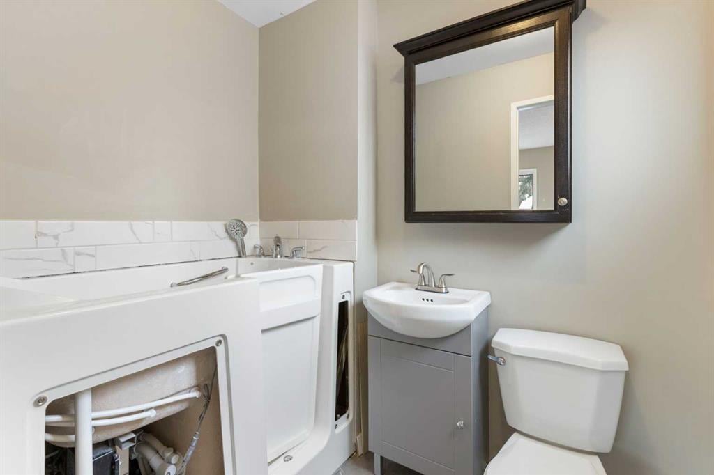 55 Strathcona - Thumbnail 6
