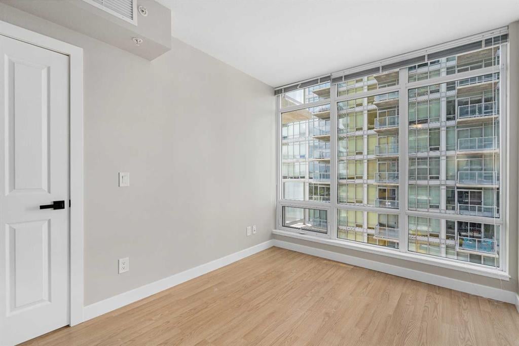3820 Brentwood - Thumbnail 5