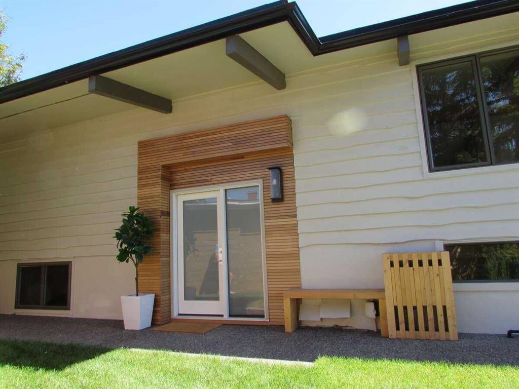 2724 Crawford - Thumbnail 7