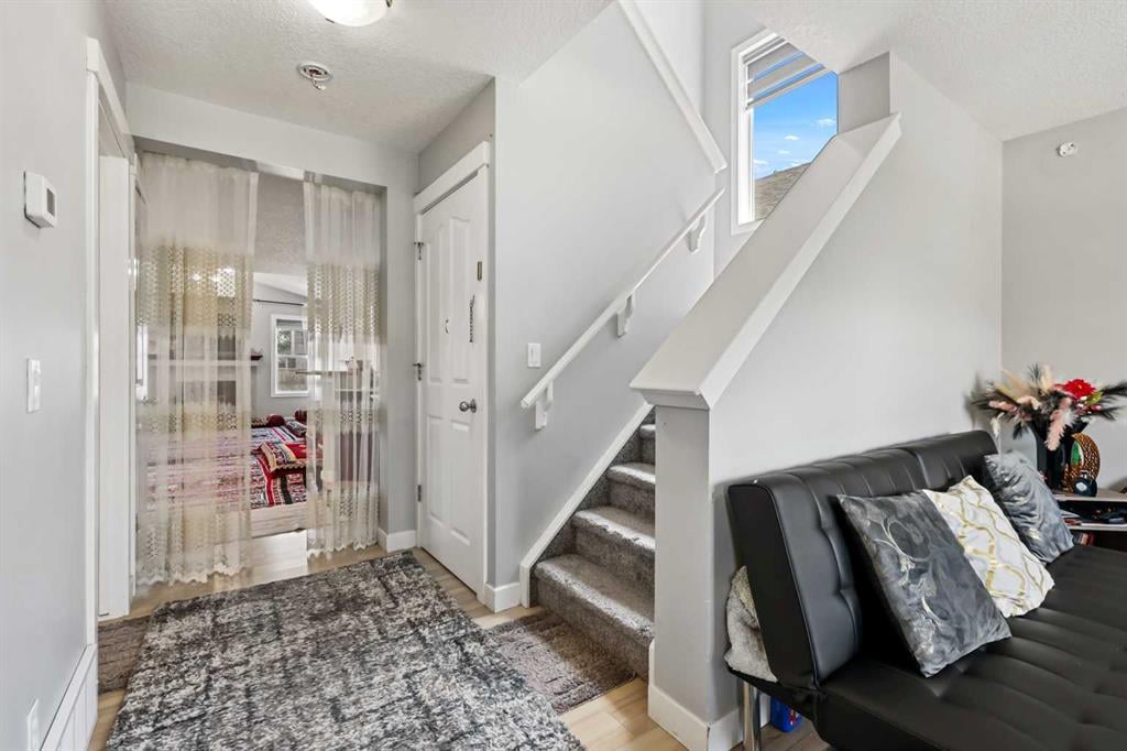 9234 Saddlebrook - Thumbnail 6