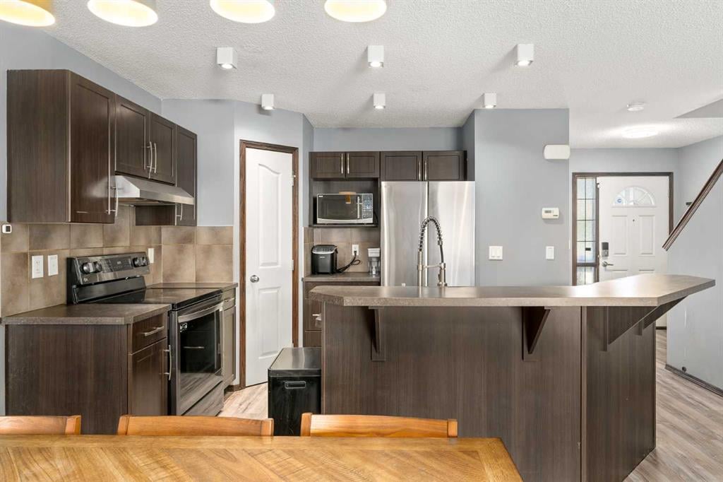 210 Cranberry - Thumbnail 7