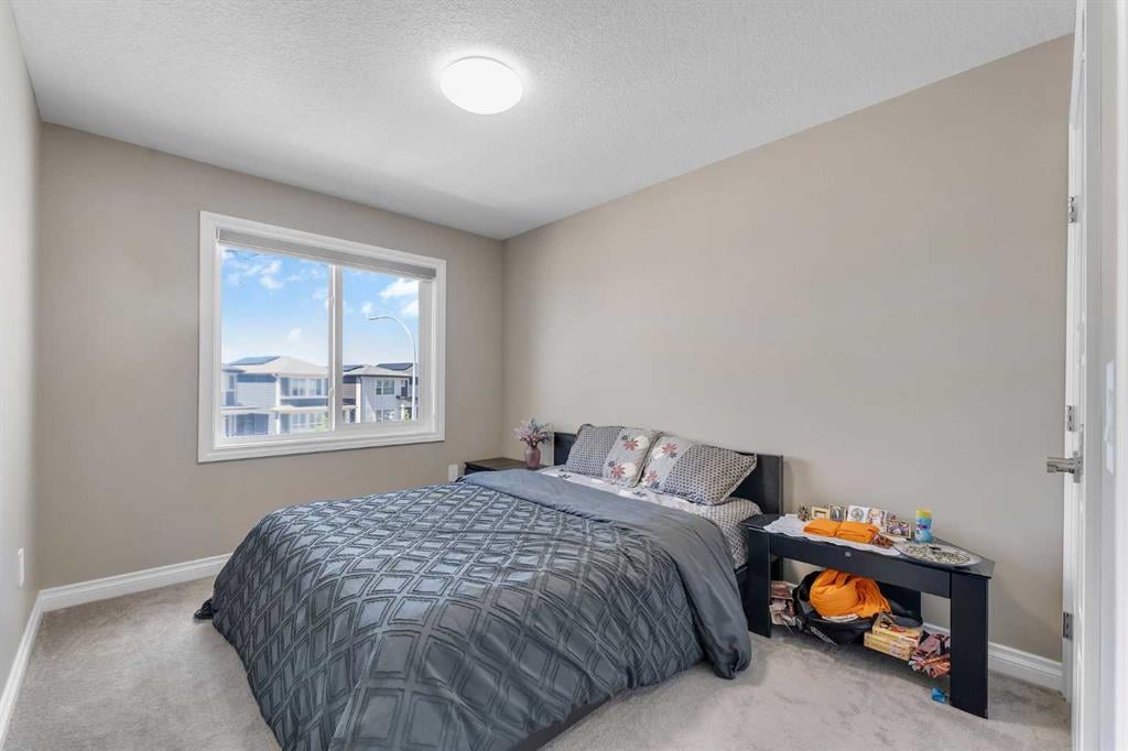 521 Corner Meadows - Thumbnail 8