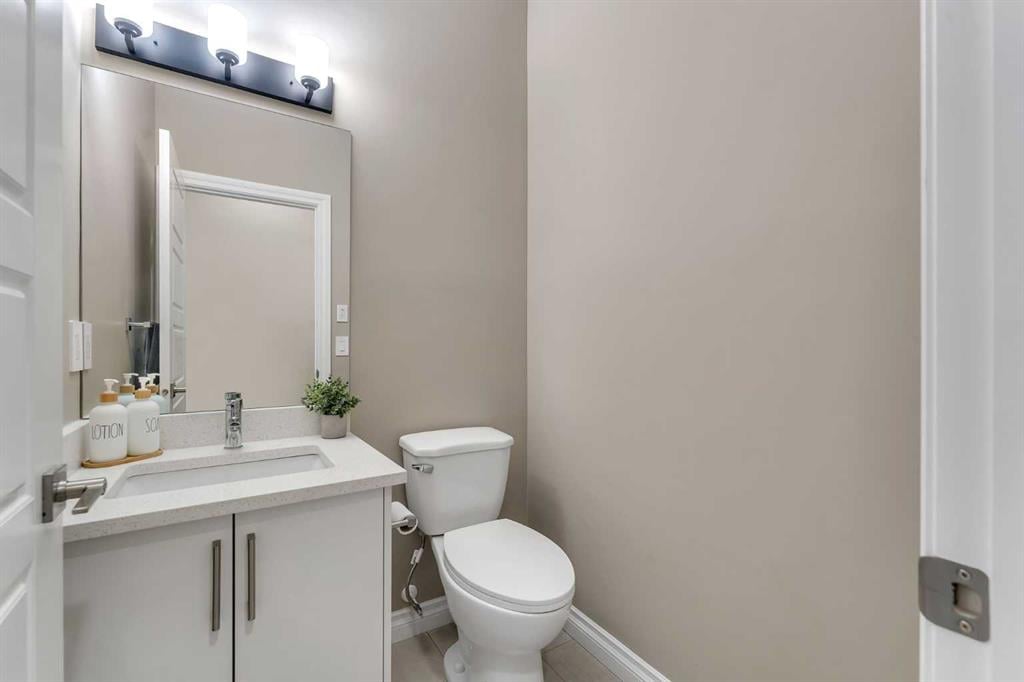 521 Corner Meadows - Thumbnail 7