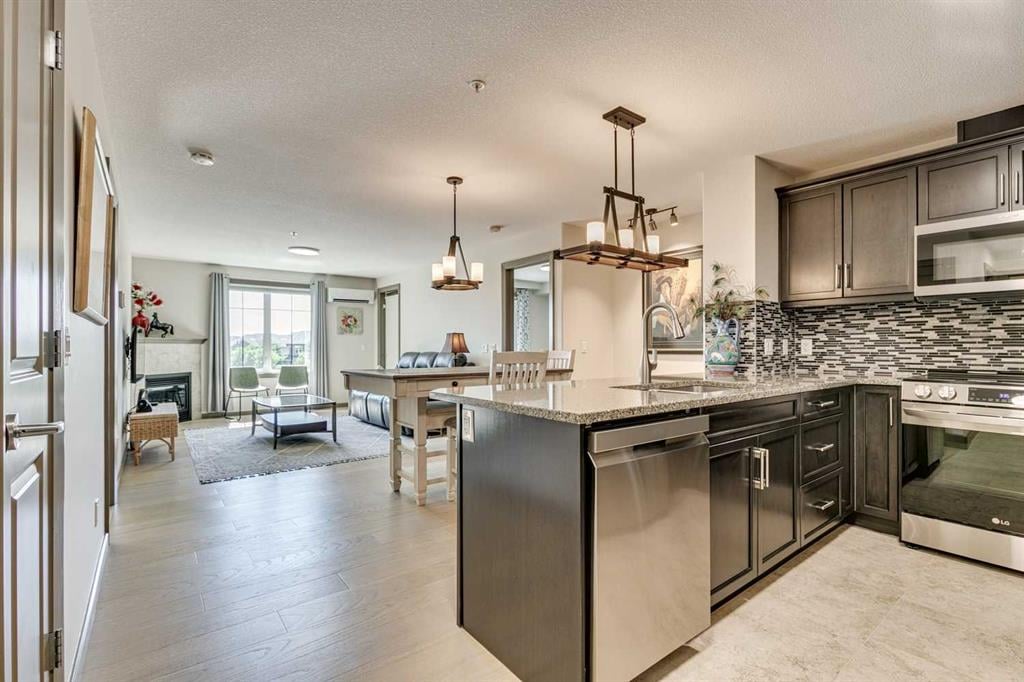 310 Mckenzie Towne - Thumbnail 8