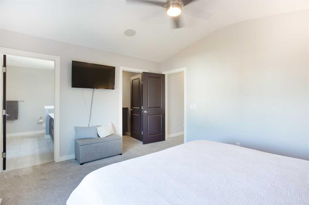 322 Evanston - Thumbnail 5