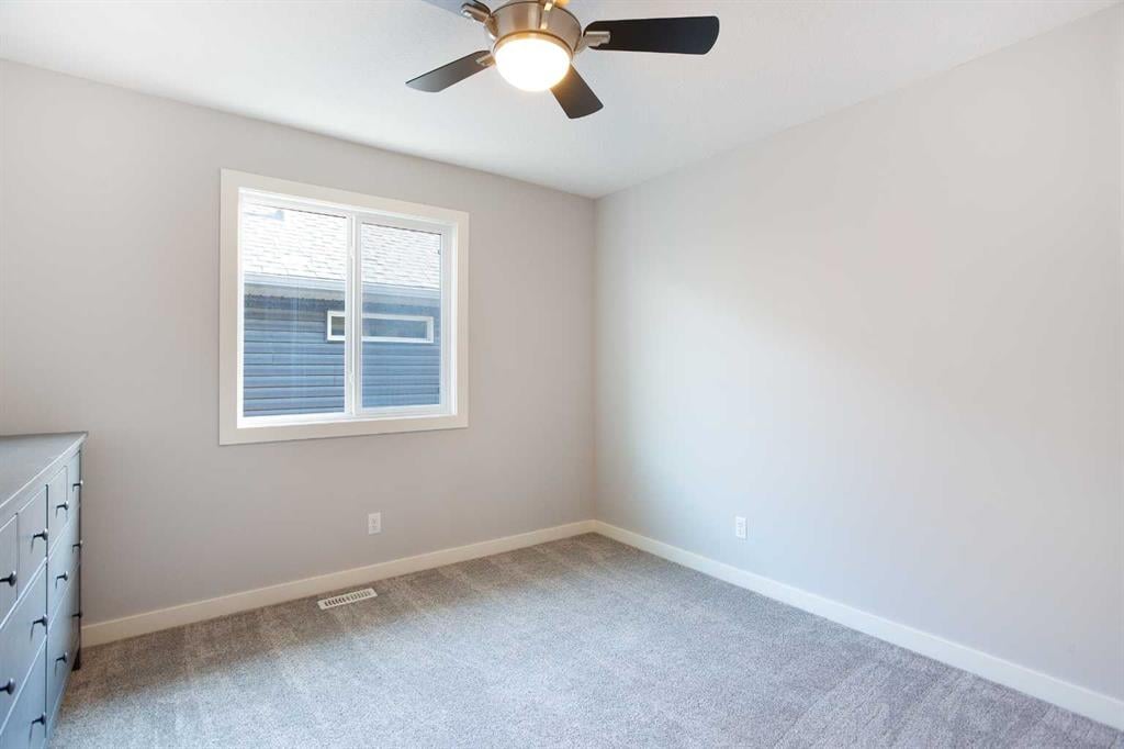 322 Evanston - Thumbnail 7