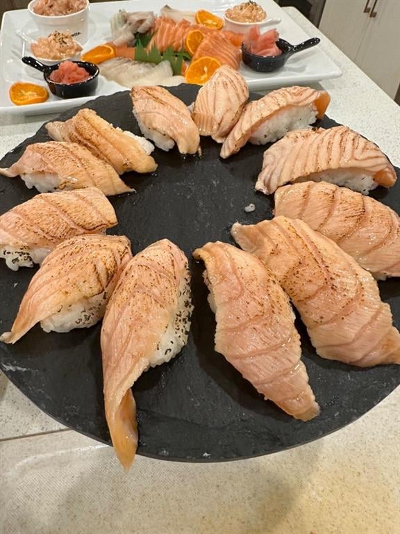 123 Sushi - Thumbnail 3